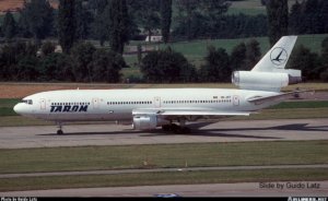 În 1995, TAROM a operat pentru 4 luni cu un avion McDonell Douglas DC-10 spre New York, Beijing, Chicago, Bangkok si Montreal